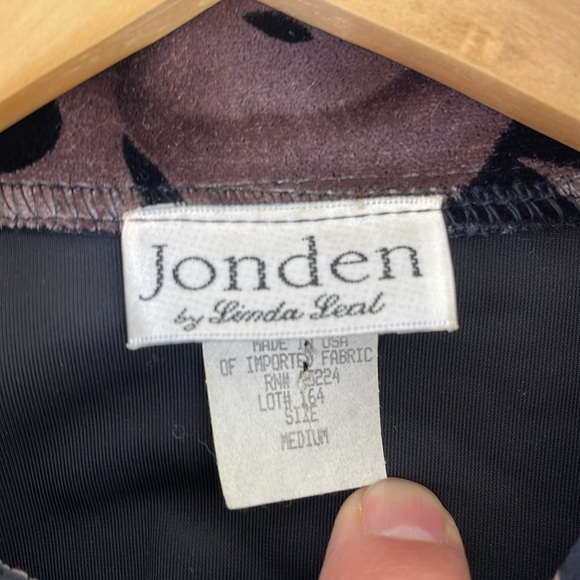 Linda leal jondel velvet top black top long sleeve - Picture 8 of 9